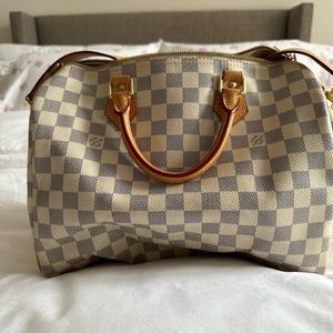 Louis Vuitton Speedy 30